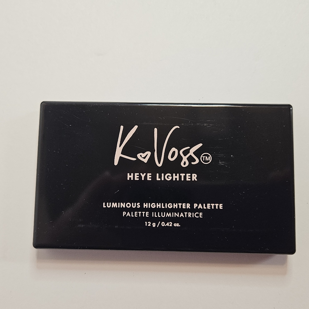 K Voss Highlighter Palette - Picture 2 of 4
